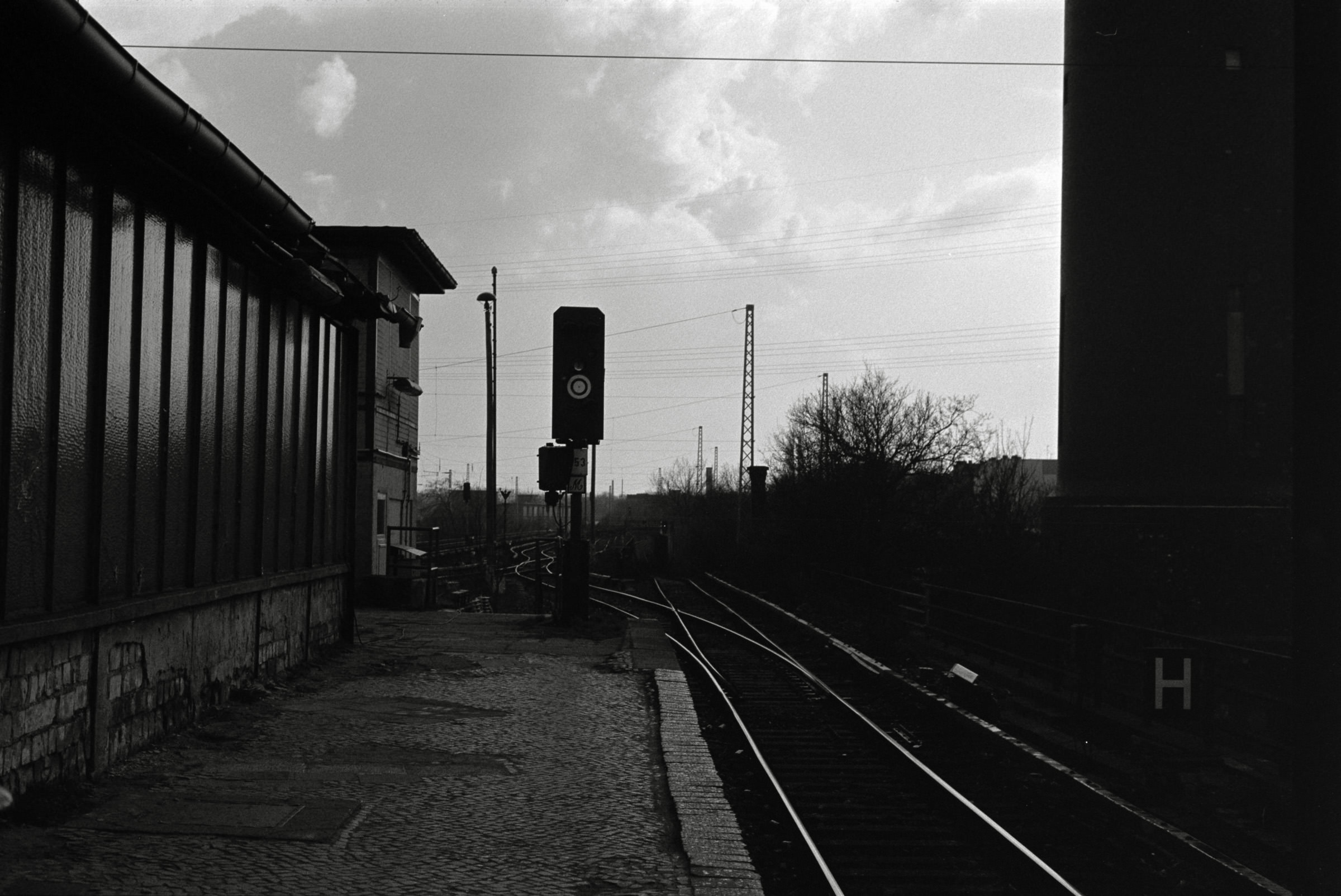 AHP F1993 03 005 sc240902 img12 NLP